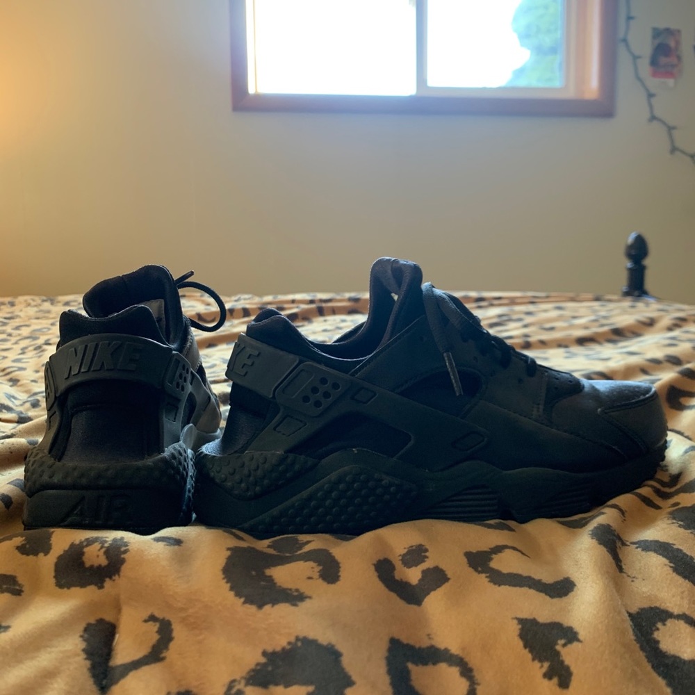 Women’s Nike Air Hurache